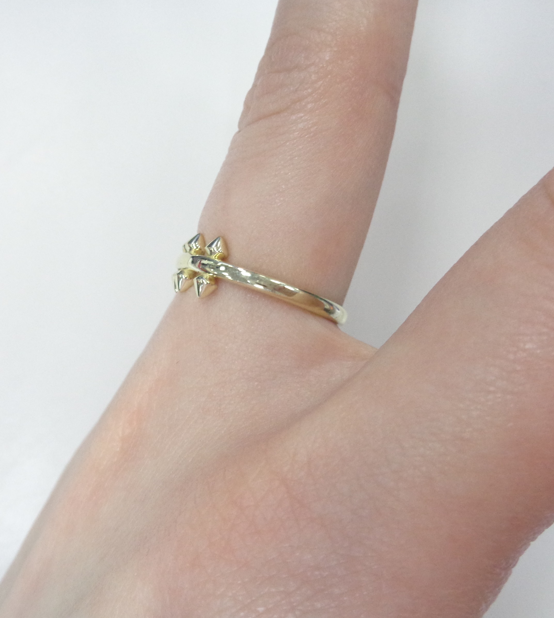 Кольцо из желтого золота